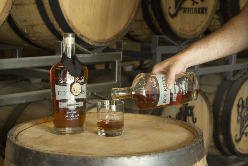 1712 Spirits Pouring