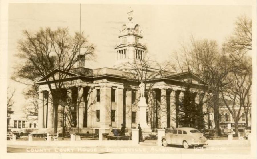 A photograph of the Old Huntsville Madison County Courthouse, built in 1914.