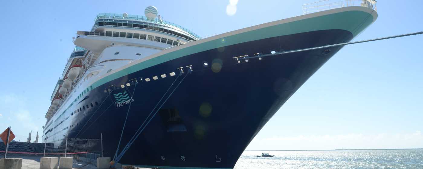 Monarch Cruise Visit to Kingston