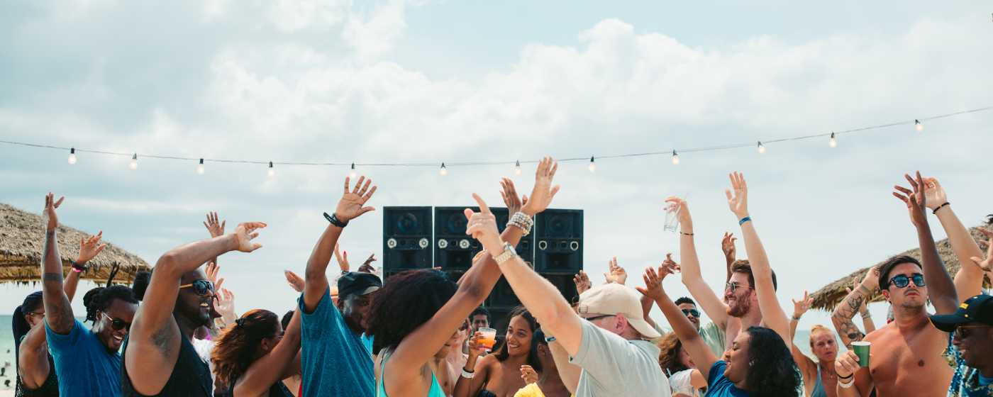 Beach Party Scene/Rebel Salute