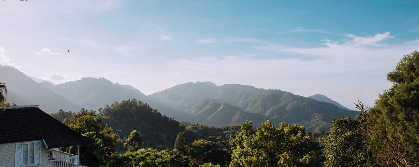 Blue Mountains from Strawberry Hill