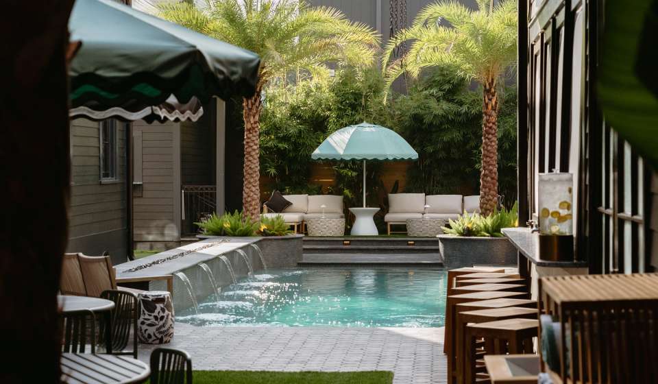 Blackbird Hotel