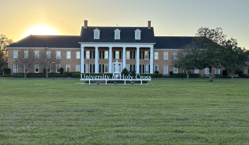 University of Holy Cross