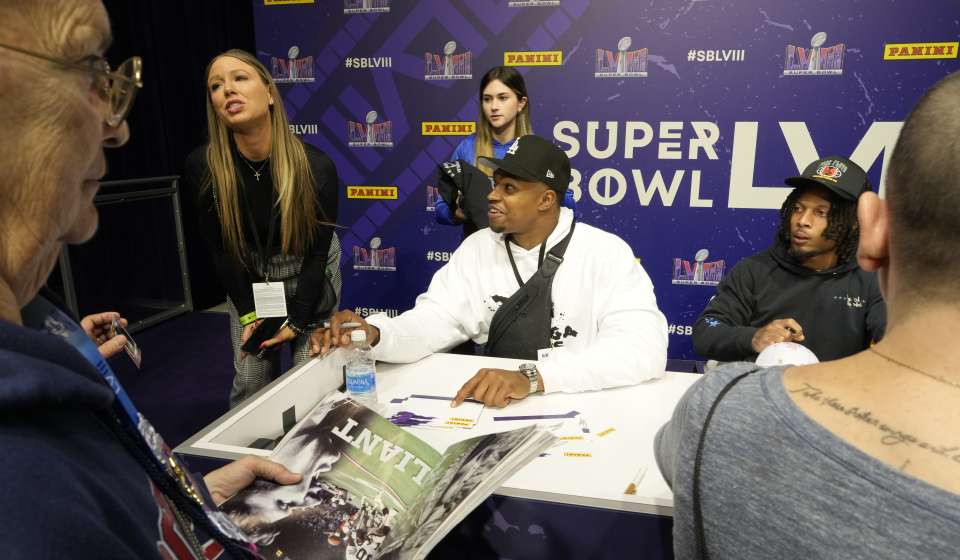 Fan Meet-and-Greets - Super Bowl