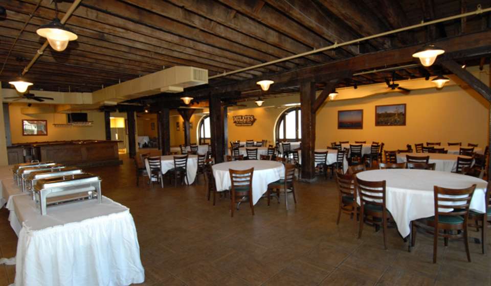 Mulate's - The Original Cajun Restaurant