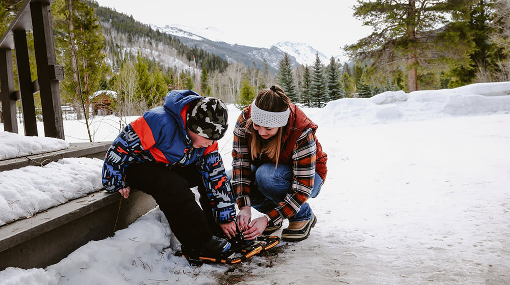 Arapaho Valley Ranch Snowshoeing Family - Granby, Colorado