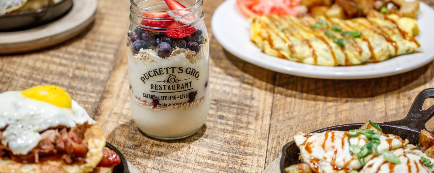 Pucketts Breakfast items