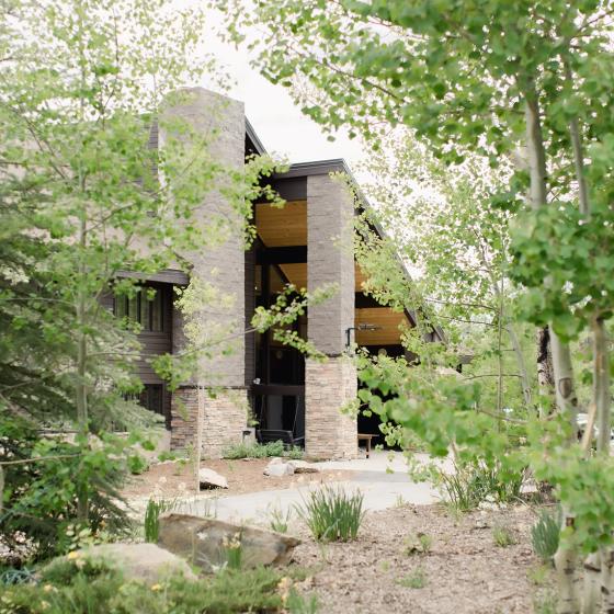 Black Diamond Lodge Exterior