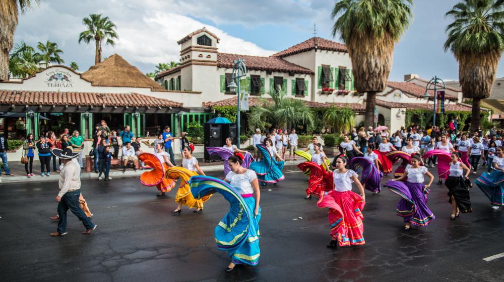 Mexican dancers in front of Las Casuelas Terraza in Palm Springs