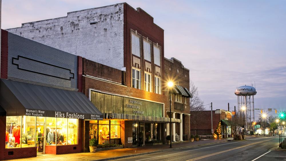 Farmville Street and Tower