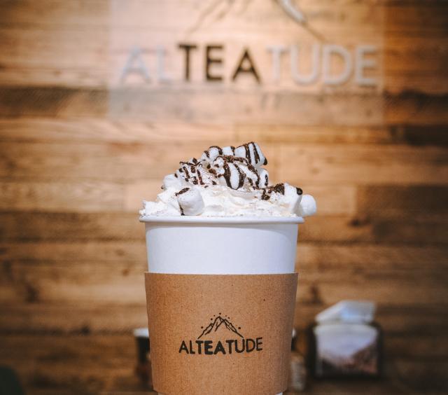 Alteatude