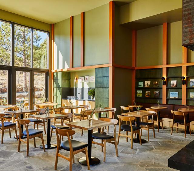 Casa Colina: Seating