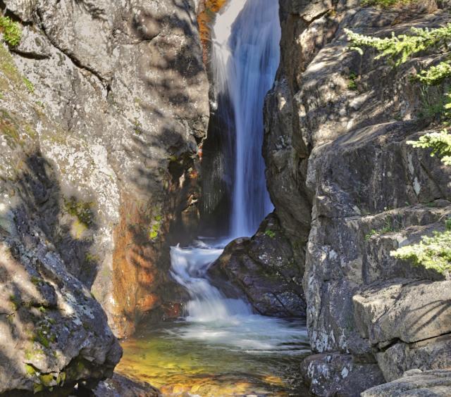 Slow shutter waterfall