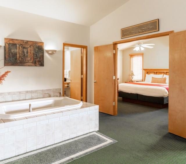 Jacuzzi Suite
