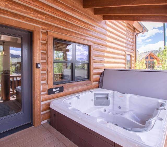 Jacuzzi