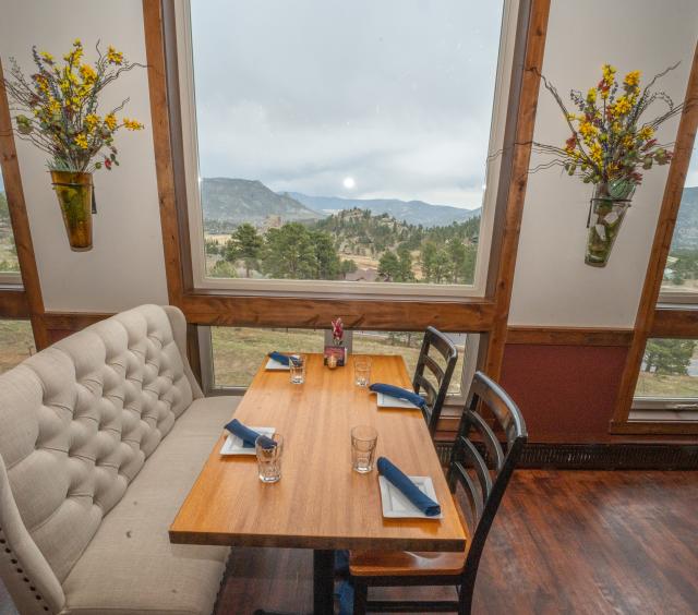 Twin Owls Main Dining Room View