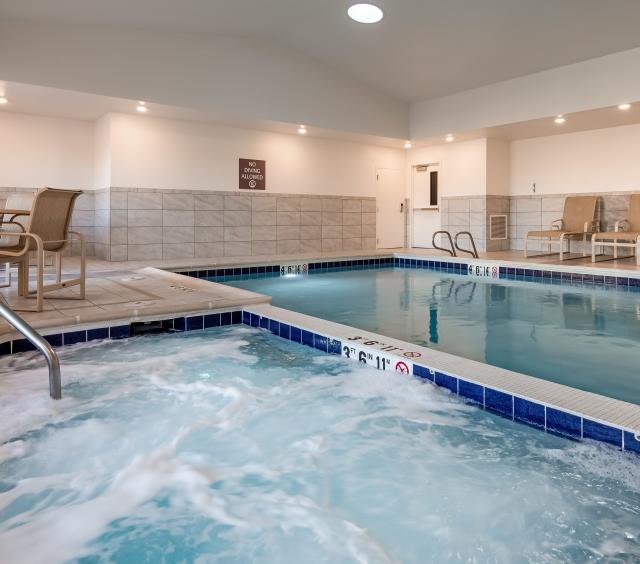 Best Western Indoor Pool and Hot Tub
