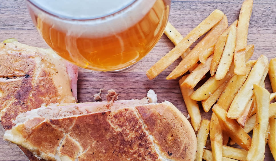 18th Street Brewing - Cuban Sandwich and a Beer