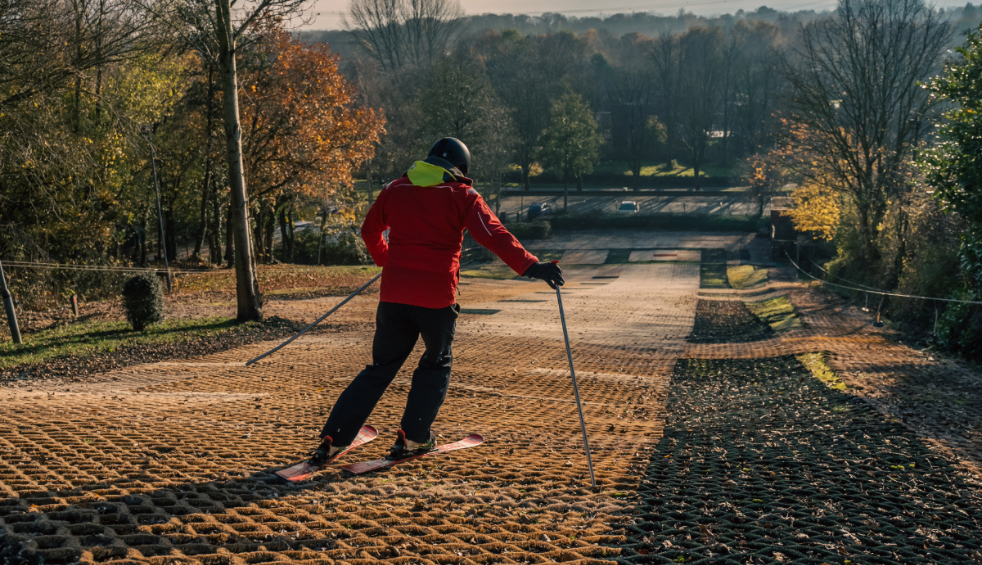 A person going down the ski slopes in Runcorn Ski.