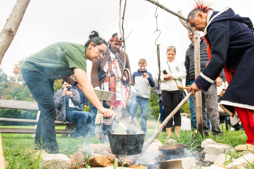 ganondagan-victor-living-history-fire-pit