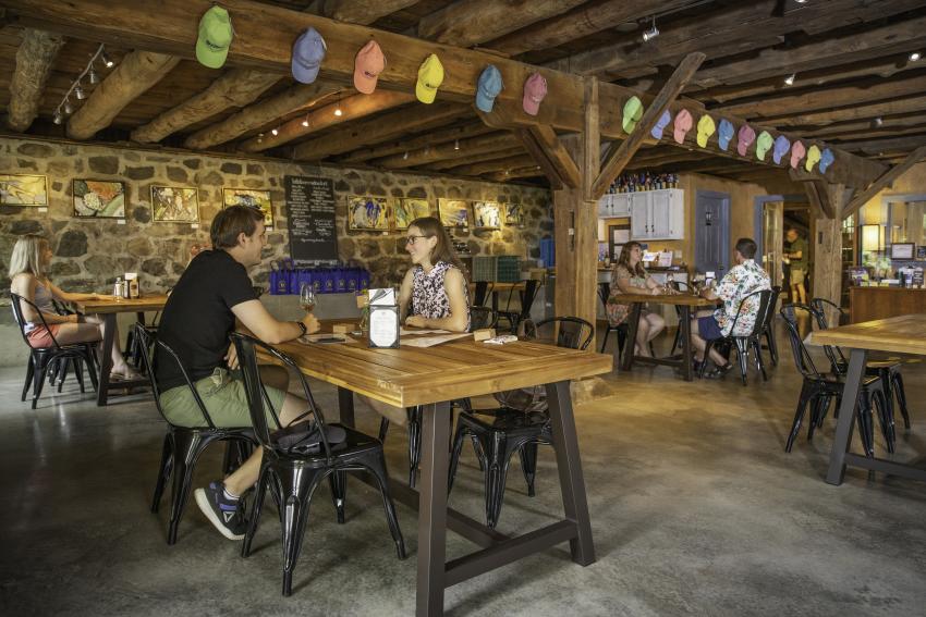 billsboro-tasting-room-interior