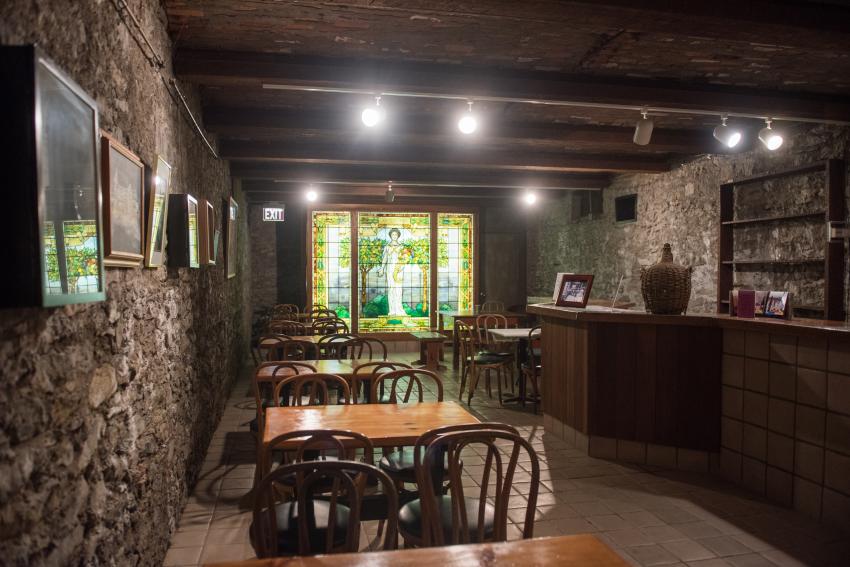 sonnenberg-canandaigua-finger-lakes-wine-center-tasting-cellar