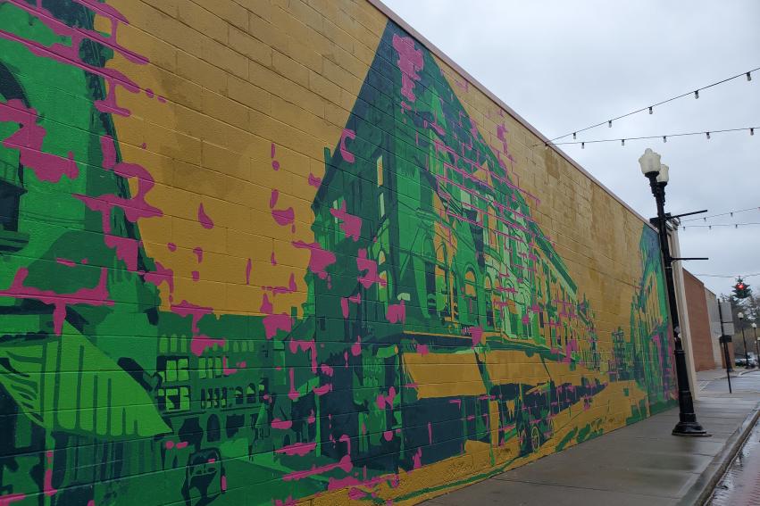 Linden Street Pultinas mural