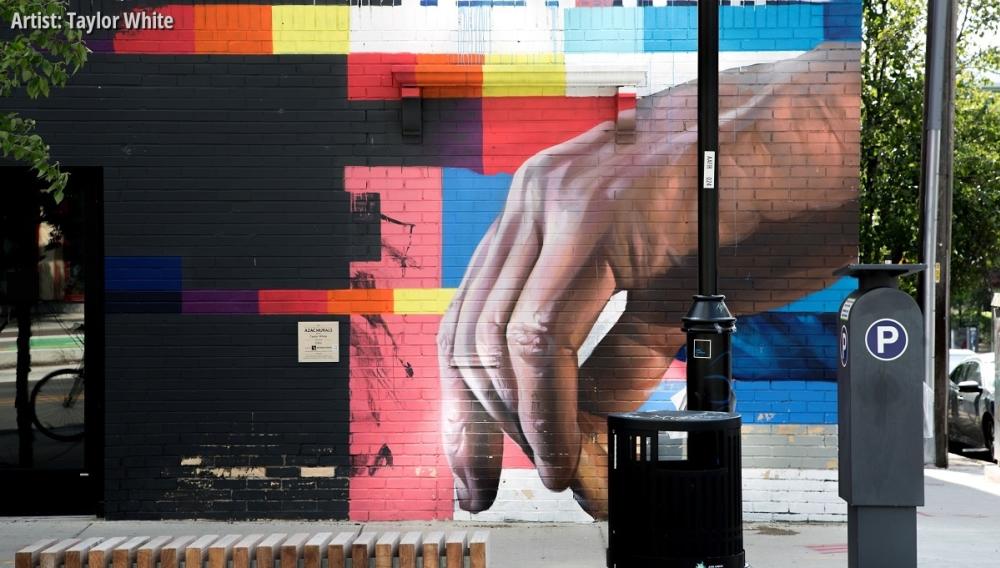 1st St mural Artist taylor white