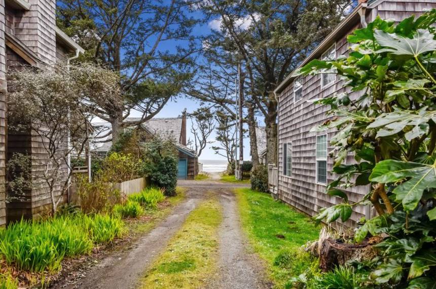 Driveway behind The House at Cannon Beach