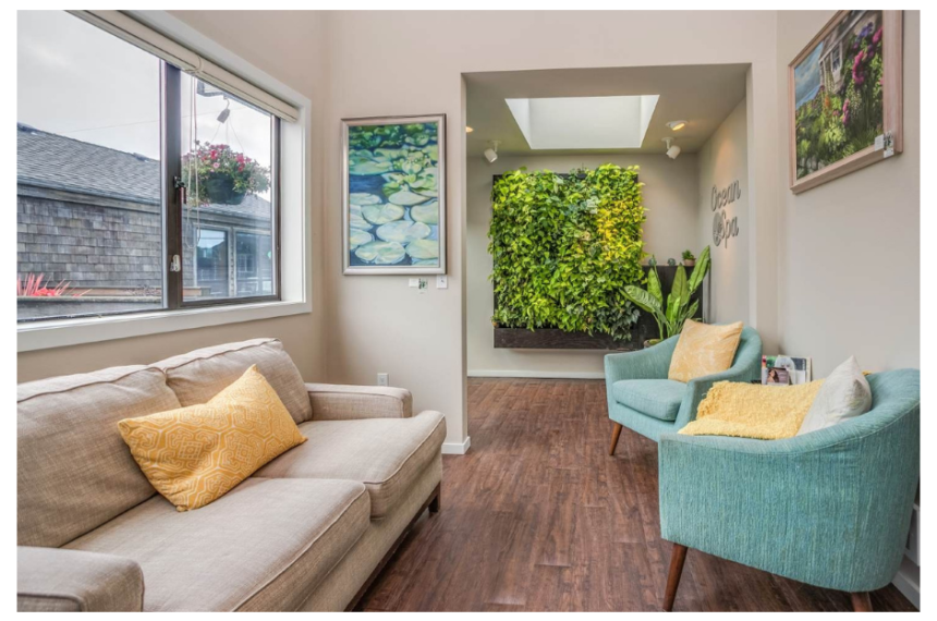 Ocean Spa Cannon Beach Waiting Room