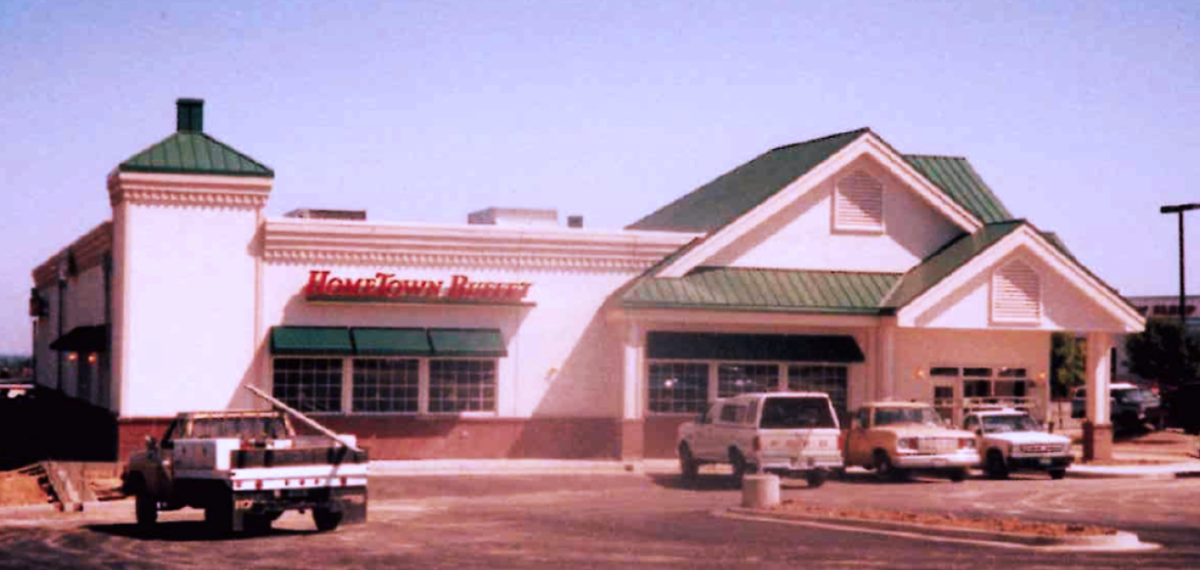 HomeTown Buffet, circa