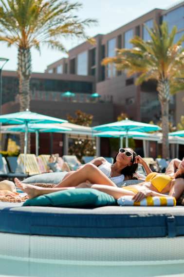 The Cove, Summer, Pechanga, Pool