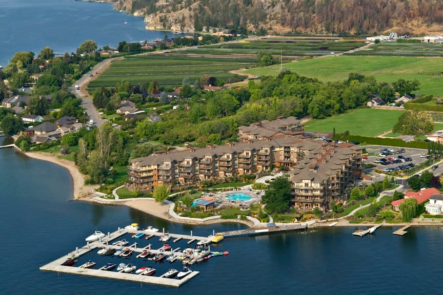 The Cove Lakeside Resort