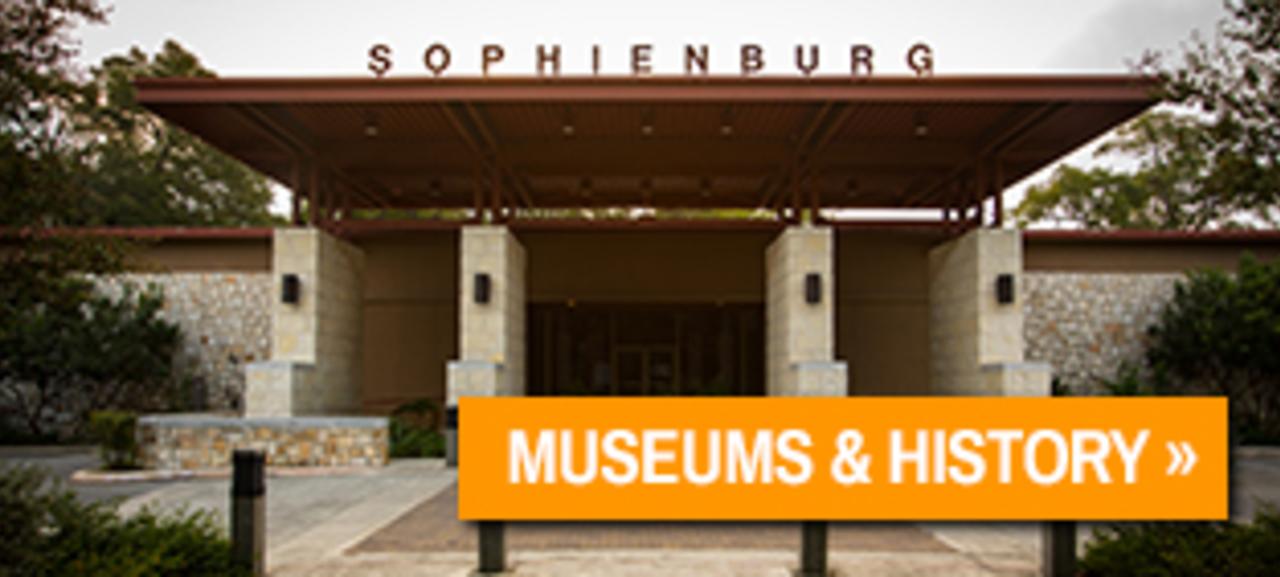 The front of the Sophienburg Museum.