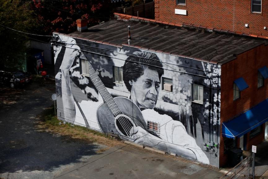 Elizabeth Cotten Mural by Scott Gurkin