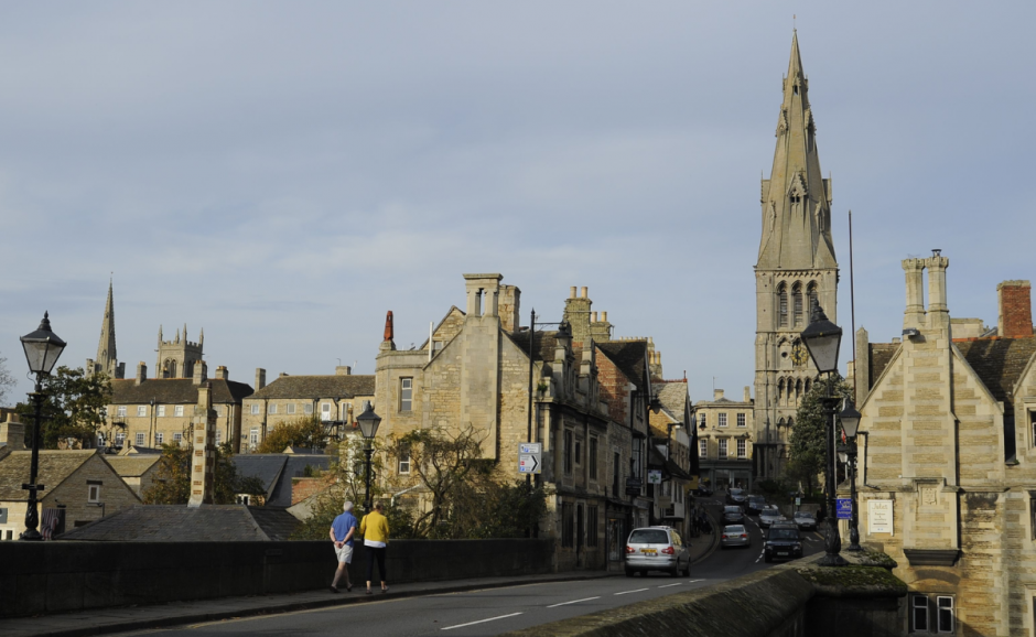 couple walking around the streets of Stamford