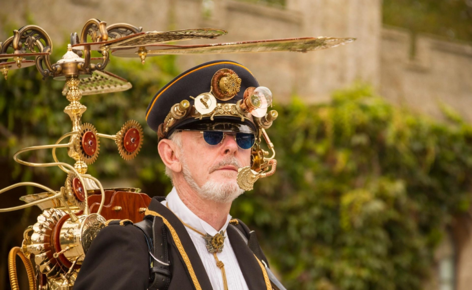 picture of a man dressed in a suit at Steampunk