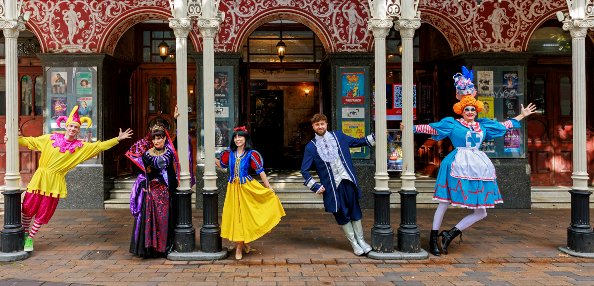 Theatre Royal Cast - Steve Spurgin Photography