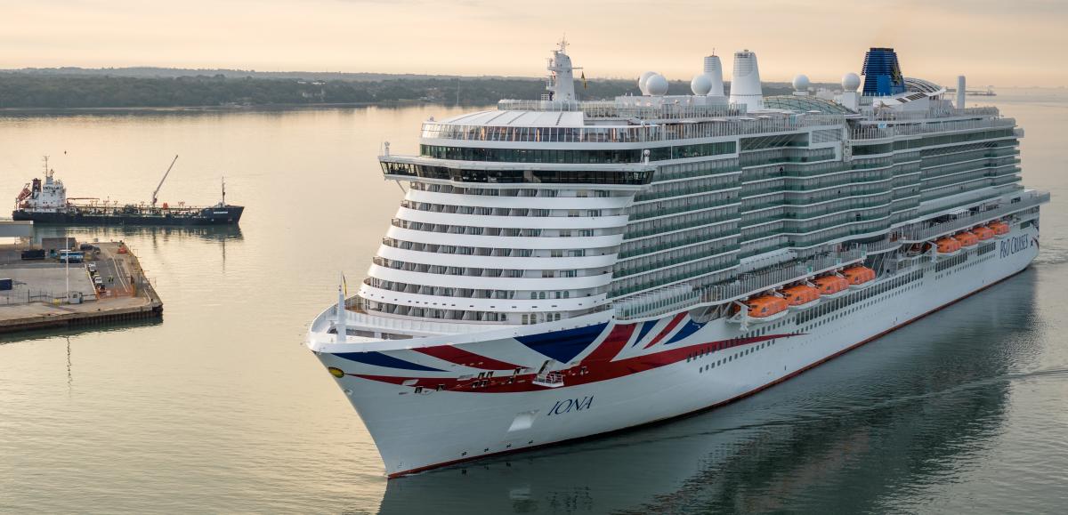 Cruise Ship