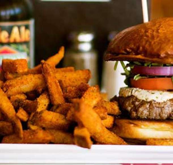 Where To Find Some Of The Best Burgers In Overland Park Kc