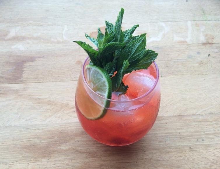Strawberry Rhubarb Cooler