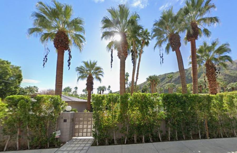 Lily Tomlin Estate, 443 W Merito Place