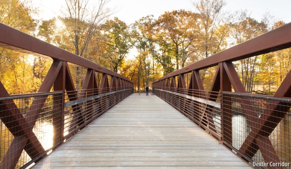 Dexter Corridor, Border to border trail, paved pathway over water