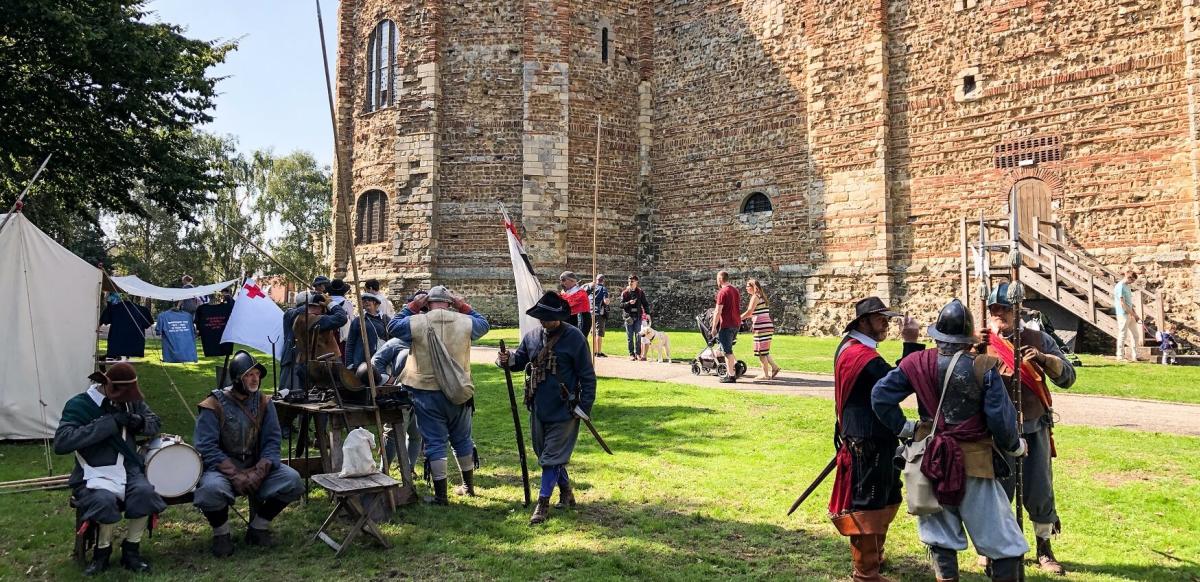 COL - Gallery Image - Sealed Knot outside Castle