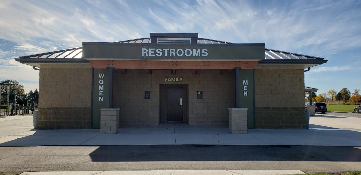 Restrooms at Mount Hope Park