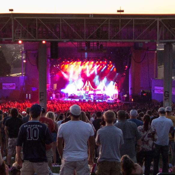 Verizon Amphitheater Schedule 2022 2022 Ruoff Music Center Concert Schedule | Show Dates & Venue Info