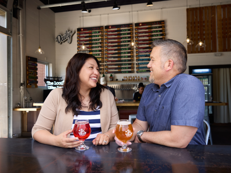 Couple enjoying cider at St. Vrain Cidery