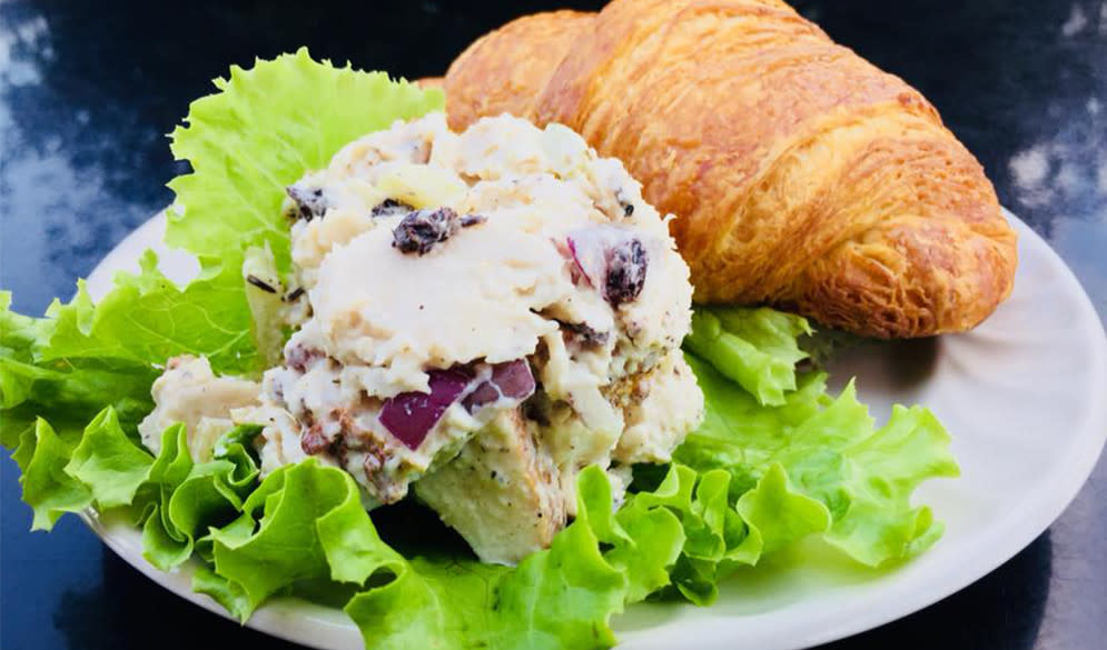 Queen-City-Creamery-Cranberry-Chicken-Salad-Thanksgiving