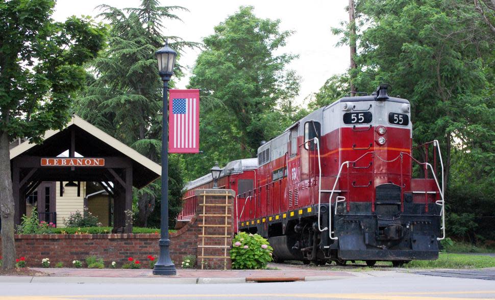 Train at Lebanon Mason Monroe Railroad (photo: Lebanon Mason Monroe Railroad) Train at Lebanon Mason Monroe Railroad (photo: Lebanon Mason Monroe Railroad)