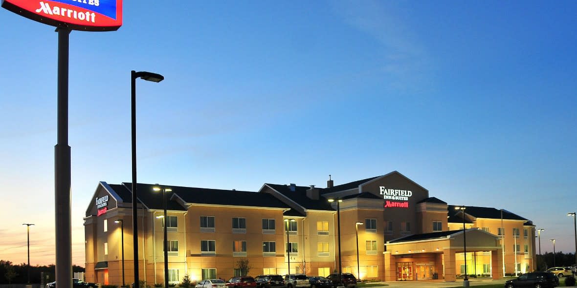 Fairfield Inn & Suites